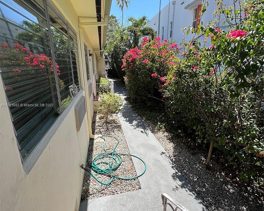 1st image of 620 Jefferson Ave #4