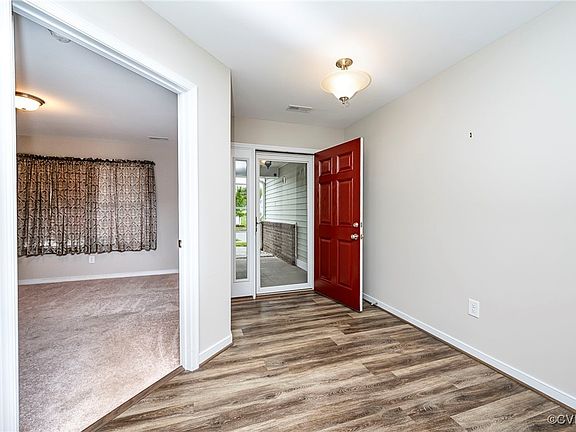 4th image of 8250 Bald Cypress Dr