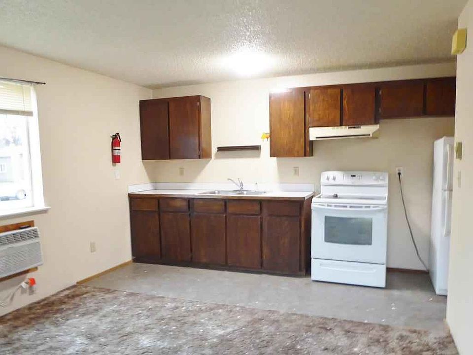 2nd image of 1411 Roosevelt Ave