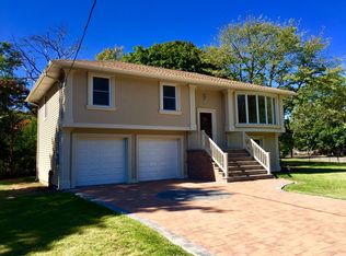 888 Haiku Rd, Haiku, HI 96708