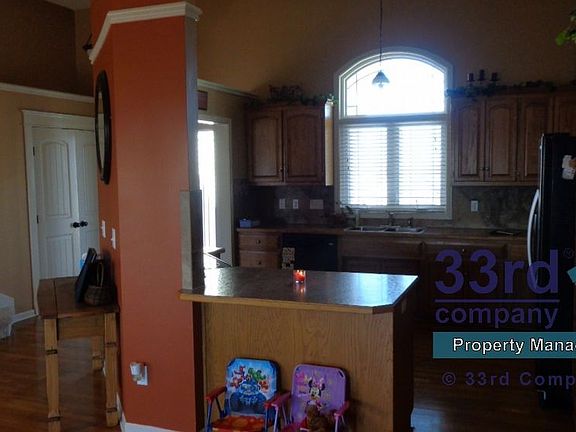 3rd image of 12980 NW Hawthorne Dr