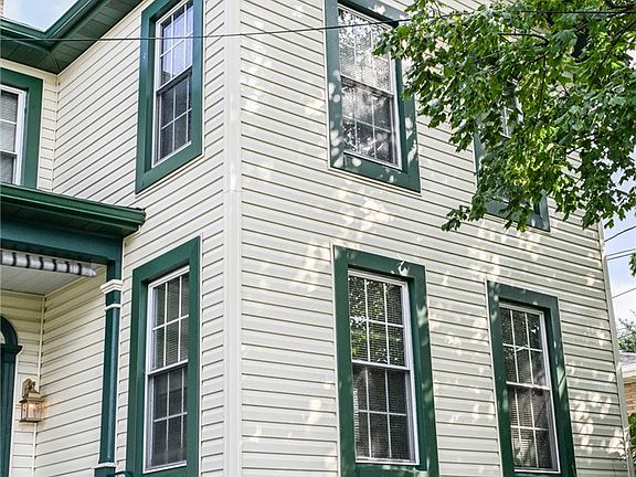2nd image of 412 Wood St