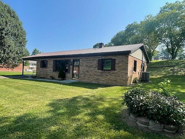 1st image of 61 Longview Dr