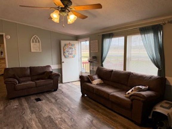 4th image of 2505 Caneyville Rd