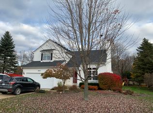 9000 Posey Dr, Whitmore Lake, MI 48189