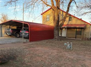 203 S Main St, Carney, OK 74832