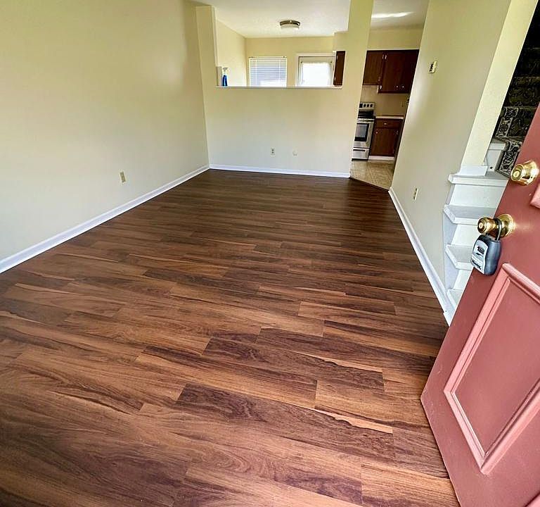 5762 N Pine Tree St C, Columbus, OH 43229 Zillow