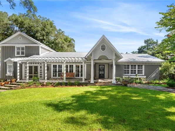 113 Atkinson Ln, Fairhope, AL 36532