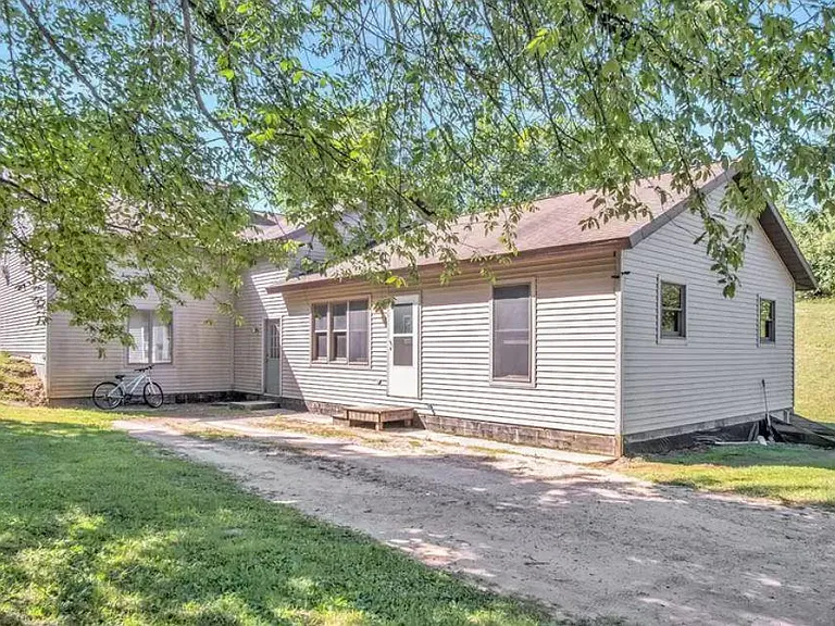 6749 W Taylor Rd #1 — Photo 1