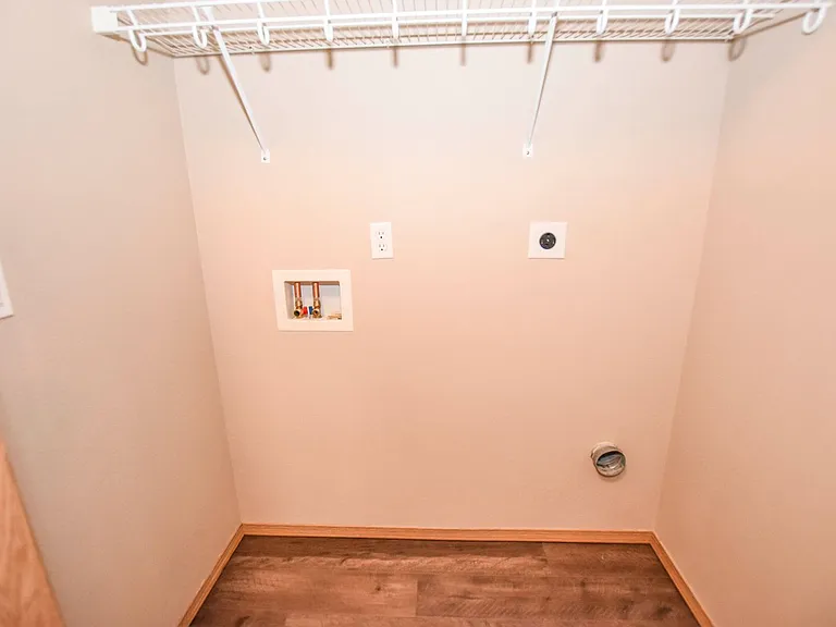 1320 Mills Landing Ct SE — Photo 24