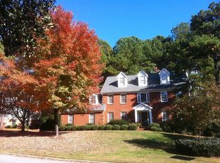 520 Shore Dr, Suwanee, GA 30024