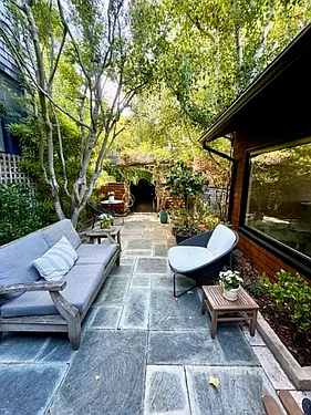 1515 Willard St — Photo 3