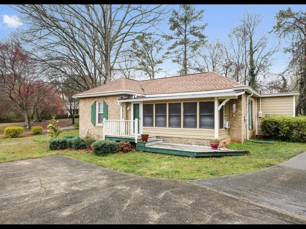 2667 Sewell Mill Rd, Marietta, GA 30062