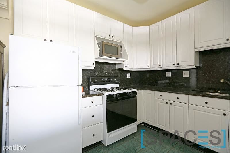 1st image of 4527 N Wolcott Ave #G-1