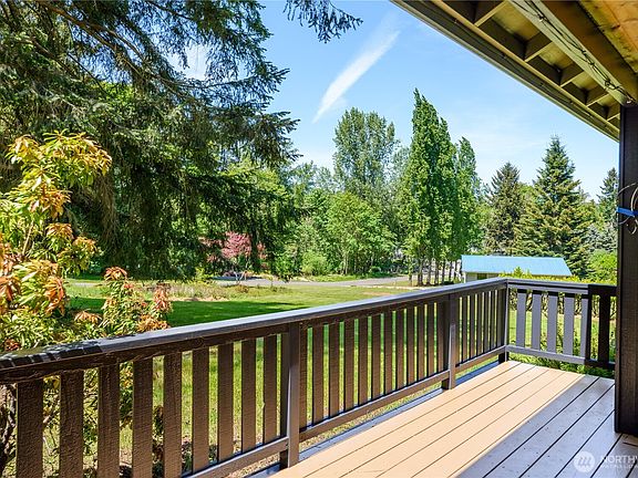 3rd image of 301 Mount Pleasant Estates Road