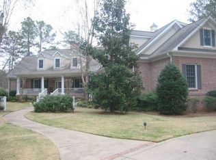 1010 Hawthorne Hts, Greensboro, GA 30642