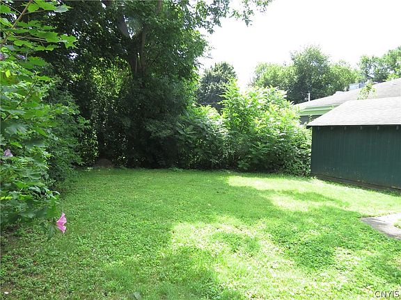 3rd image of 431 Mohawk St