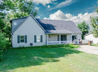 146 Boone Ln, Mitchell, IN 47446