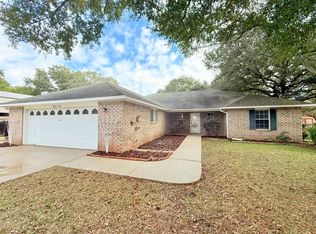6016 Badger Rd, Milton, FL 32570