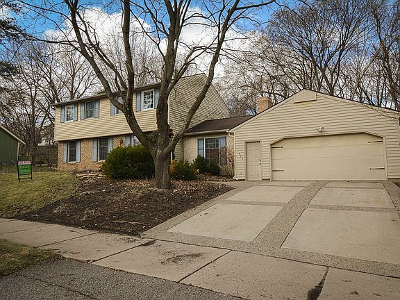 2nd image of 1705 Folwell Dr SW