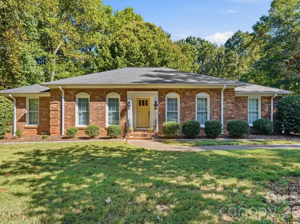 12217 Lawyers Rd, Mint Hill, NC 28227