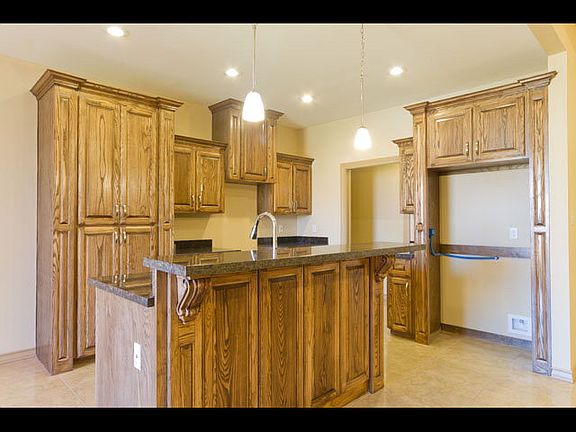 5th image of 4919 N 46th Ln #117