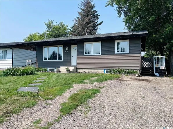 906 Ogilvie STREET, Moosomin, SK S0G 3N0