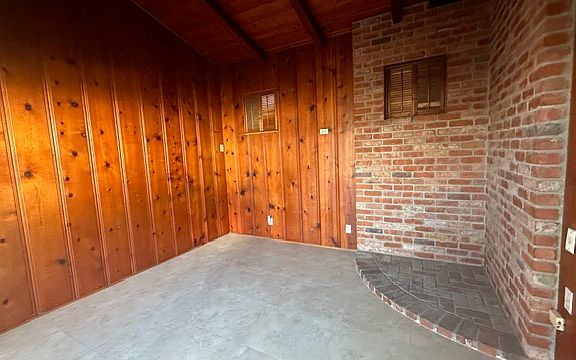 4th image of 556 Otis St #488