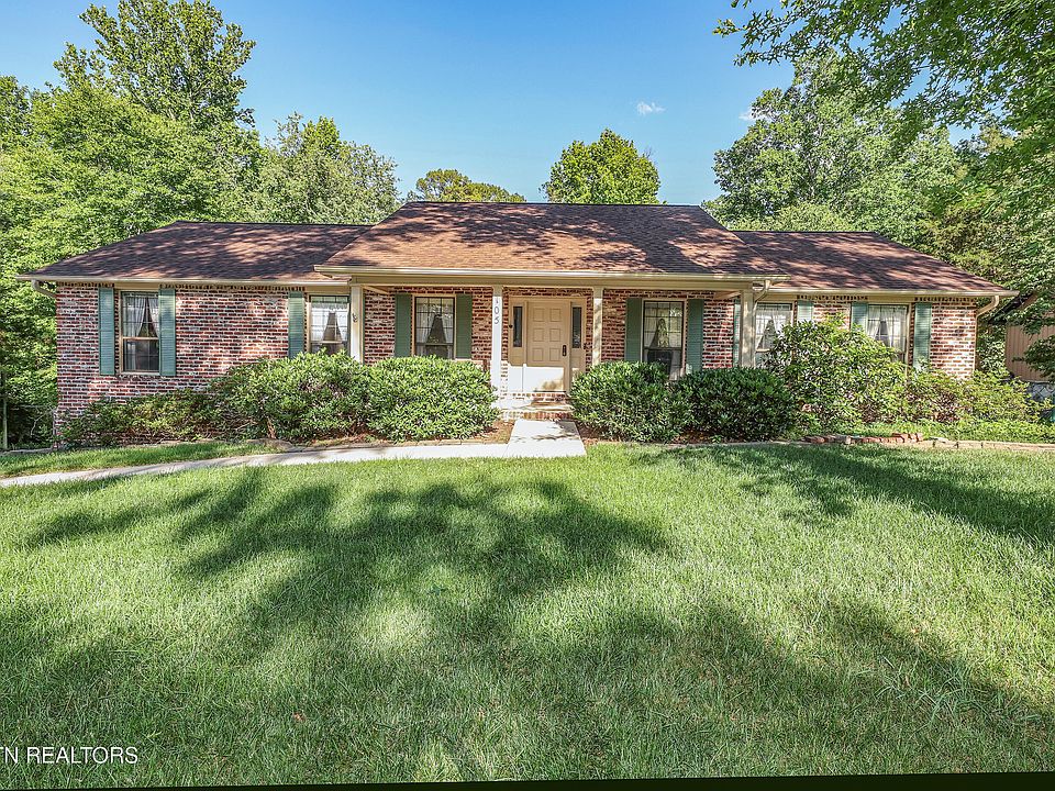 1st image of 105 Claymore Ln