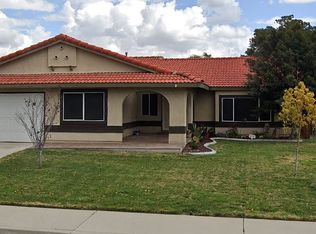 1155 S Spruce Ave, Bloomington, CA 92316