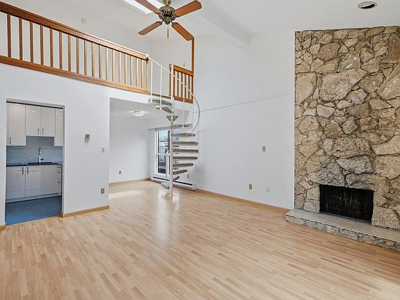 3rd image of 1827 W 3rd Ave #Penthouse 7