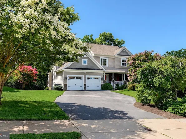 45103 Woodhaven Dr, California, MD 20619