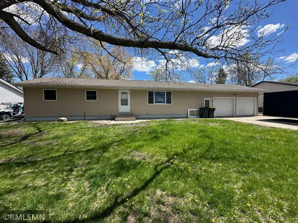 102 6th St, Danube, MN 56230