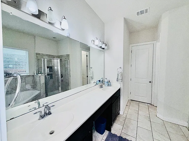 3925 Gildas Path — Photo 37