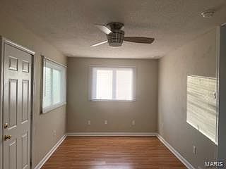 3rd image of 418 N Missouri St
