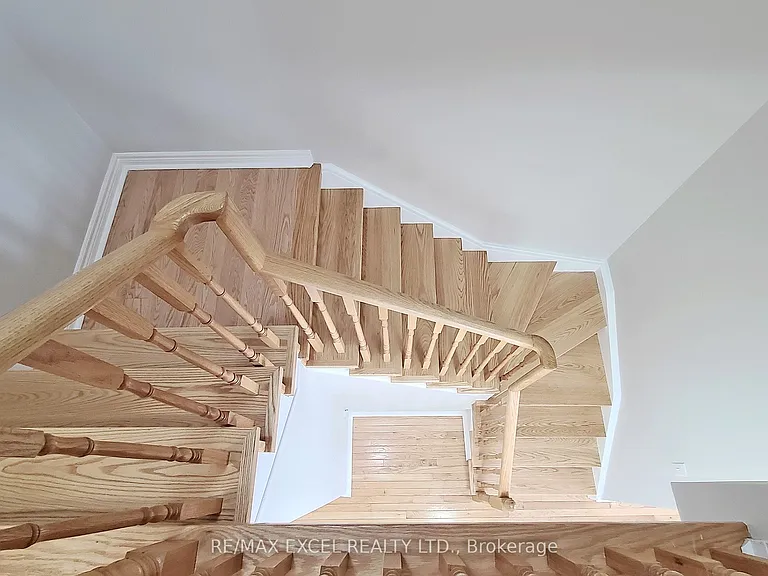 24 John Gary Dr — Photo 20