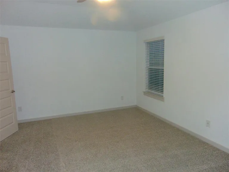 18911 Allendale Forest Dr — Photo 12