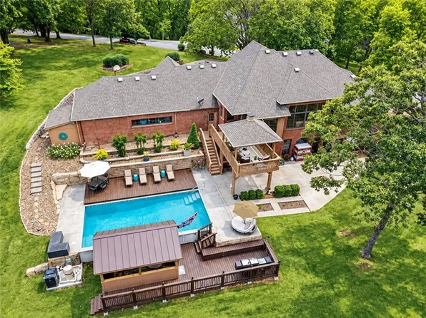 9364 Everest Pl, Rogers, AR 72756
