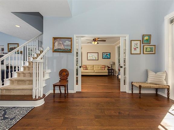 5th image of 4217 SW Brookside Dr
