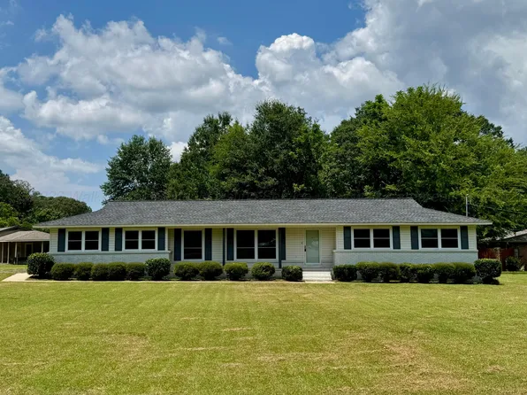 106 Cherokee Dr, Jasper, AL 35501