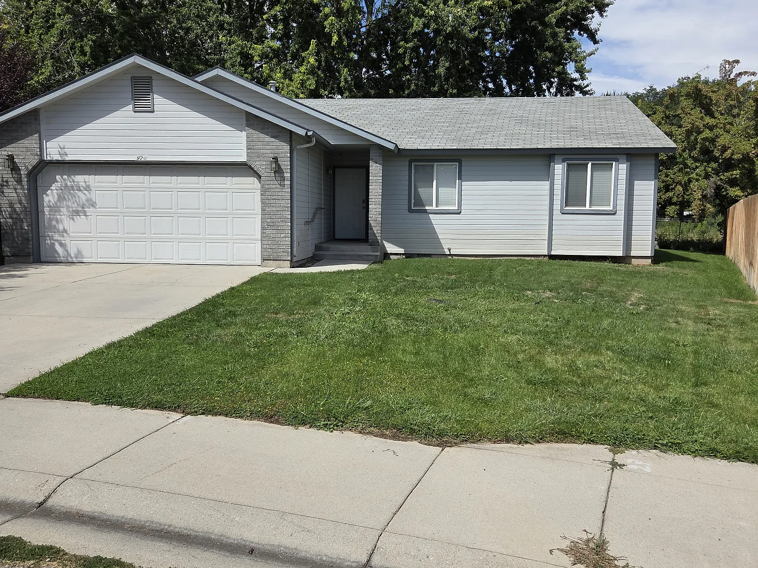 920 Cove Arm Cir — Photo 2
