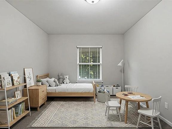 5th image of 2852 Port Royal Ln