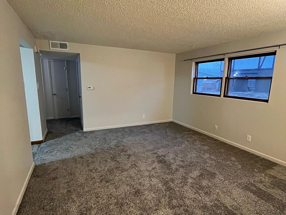 2nd image of 191 E Seward St #4