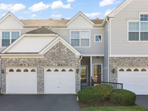 173 Arboretum Dr, Lombard, IL 60148