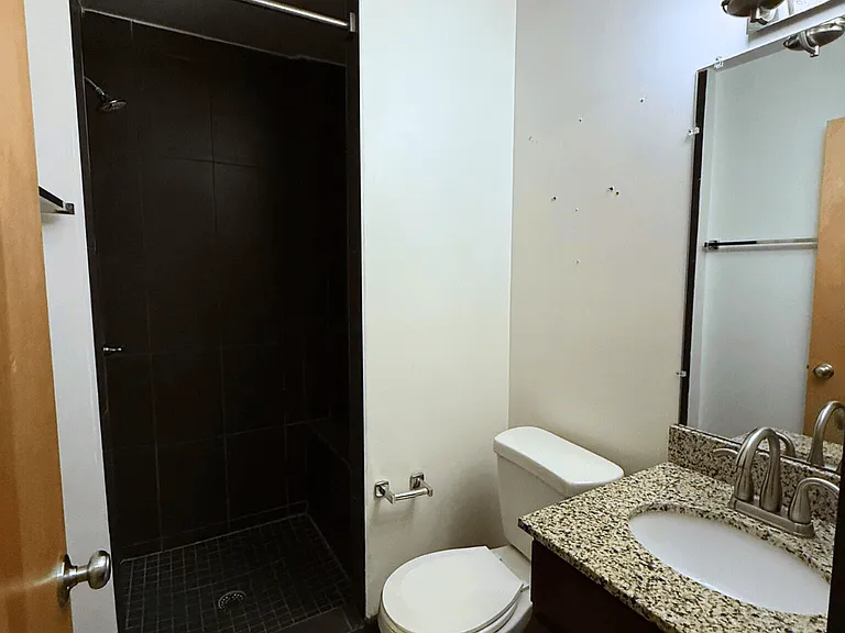 Cobblestone Commons — Photo 7