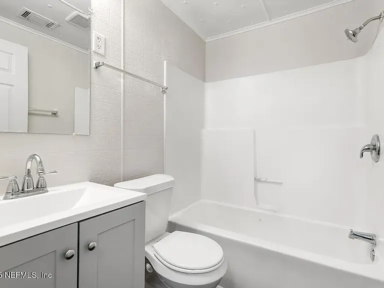 9035 Adams Ave — Photo 11