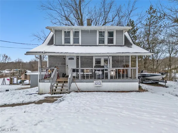 7934 Cindell St SE, East Canton, OH 44730