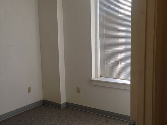 3rd image of 92 W Union St #10270500
