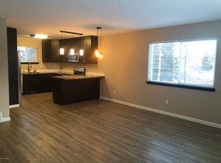 12710 Silver Fox Ln, Anchorage, AK 99515