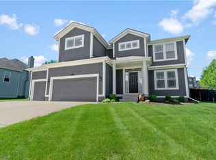 15032 S Roxburghe St, Olathe, KS 66061